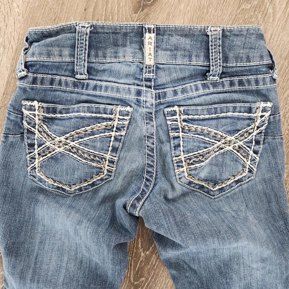 Ariat Real Denim Womens 25R Bootcut Jeans Medium Wash Contrast Stitch Western